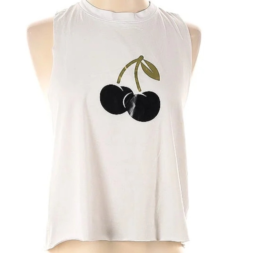 Ultracor Cherry tank 
Never worn**